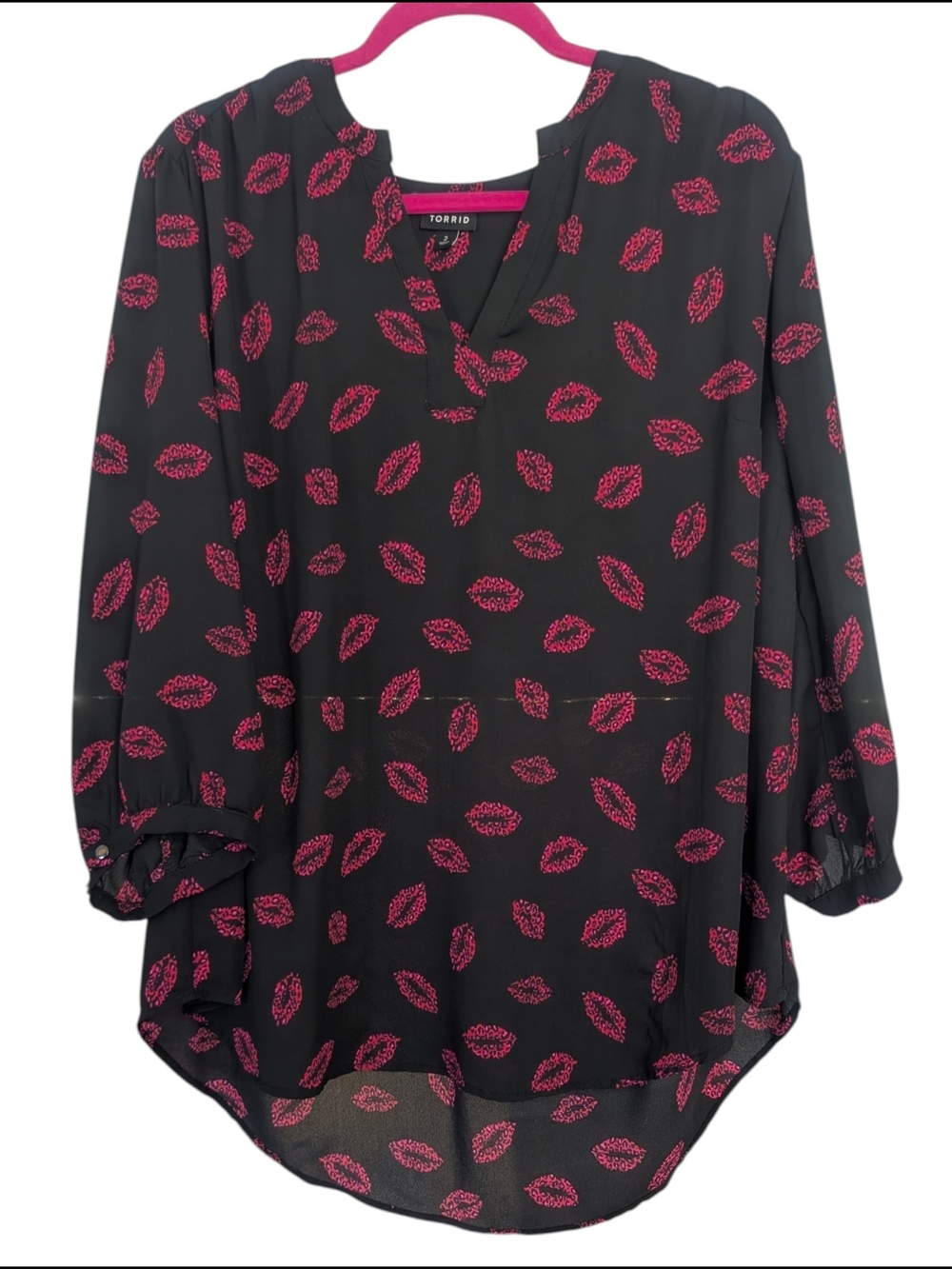Torrid Blouse - Black With Hot Pink Lip Motif - Size 2